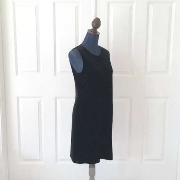 Ronni Nicole Petite Black Velvet Dress Sleeveless - Picture 4 of 8